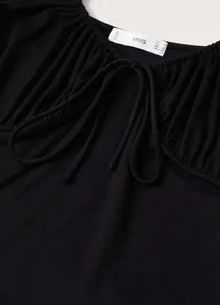 Женское мини платье с длинным рукавом в наличии5 фото
