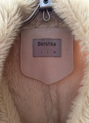 Искусственная шубка bershka3 фото