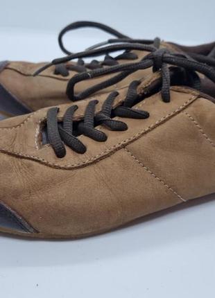 Кроссовки  кожа