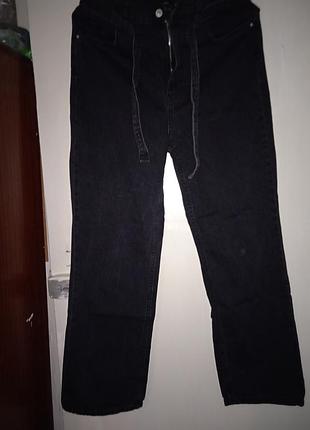 Джинсы черные