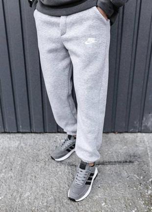 Зимние мужские спортивные штаны зимові чоллвічі спортивні штани на флісі nike3 фото