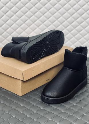 Мужские зимние мини угг ugg mini leather black7 фото