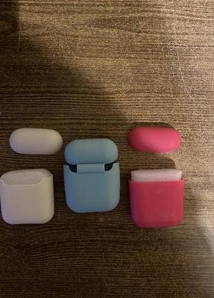 3 чохли на airpods  за 50 грн.