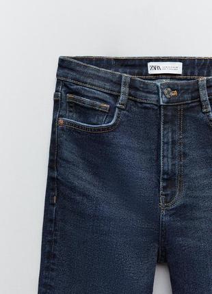 Джинсы zara в винтажном стиле с высокой посадкой 5252/210/401