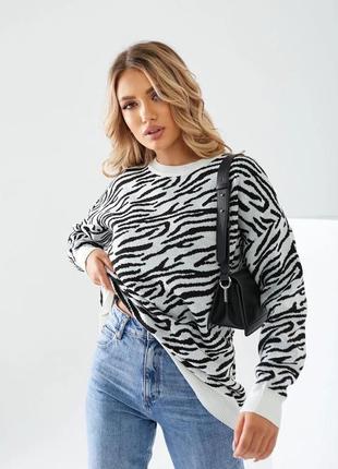 Светр оверсайз