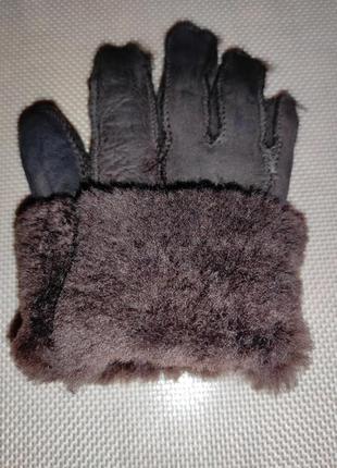 Замшевые коричневые перчатки на меху4 фото