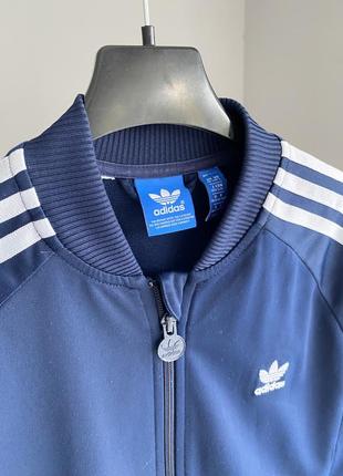 Adidas originals бомбер на замке2 фото