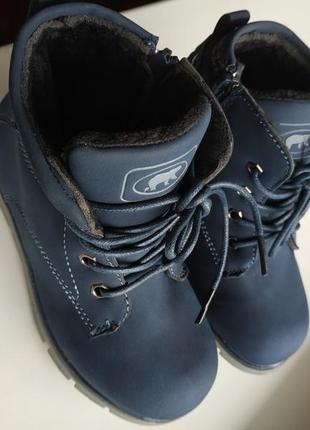 Ботинки на мальчика темно синие1 фото