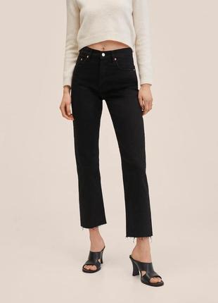 Черные прямые укороченные джинсы1 фото