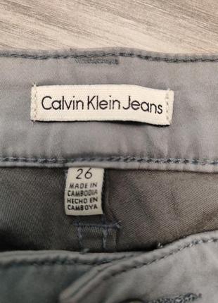 Серые фирменные брюки,джинсы5 фото