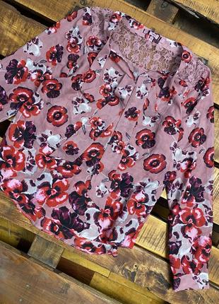 Женская блуза в цветочный принт с кружевом next (некст лрр идеал оригинал разноцветная)1 фото