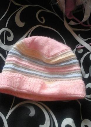 Тепла шапка для дівчинки