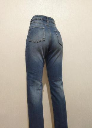 Красивые фирменная джинсы2 фото