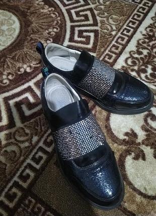 Туфлі  лофери на дівчинку