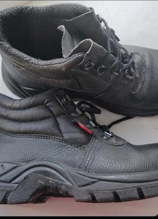 Робочі чоботи ботинки з укріпленим мисом 25см