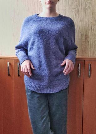 Серо-голубой женский свитер свободного кроя.3 фото