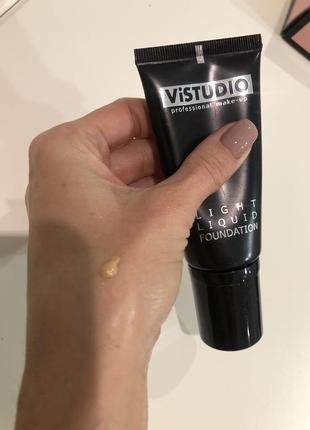 Тон.основа vistudio light liquid foundation