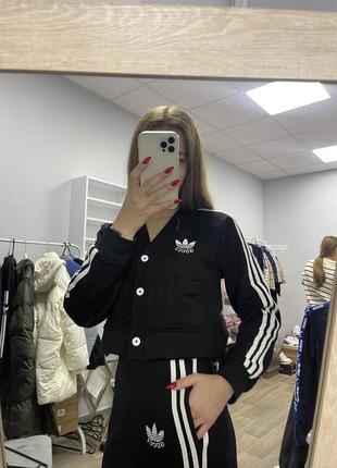 Теплый женский костюм adidas (юбка+кофта-топ)4 фото