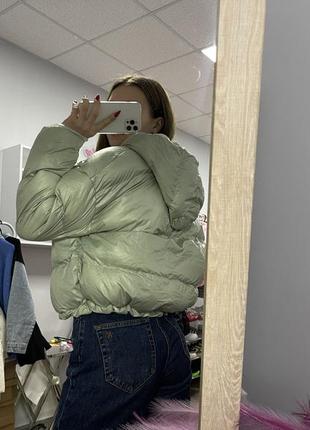 Женская зимняя куртка мятного цвета2 фото