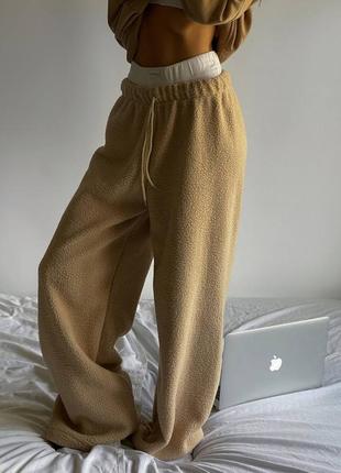 Теплые брюки тедди барашек свободного кроя палаццо с высокой посадкой на резинке со шнурком широкие2 фото
