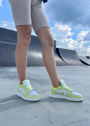 Кроссовки nike air jordan 1 low «lime light’9 фото