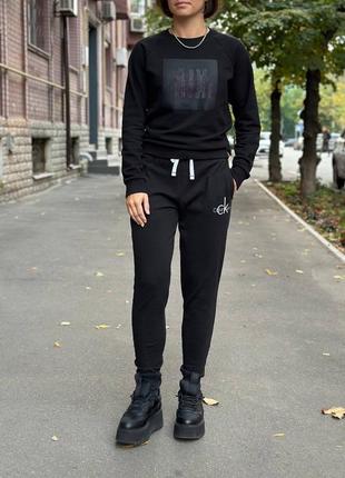 Спортивні штани calvin klein чорнi з фiрмовим логотипом
