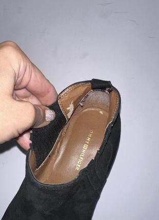 Tommy hilfiger жіночі шкіряні черевики челсі  40-й розмір.2 фото