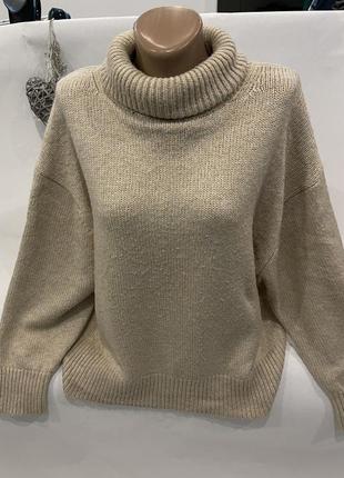 Теплый свитер zara