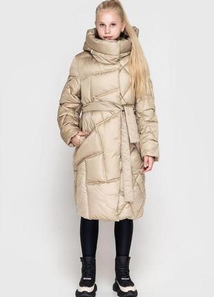 Шикарное детское зимнее стеганое пальто пуховик для девочки, с капюшоном и поясом