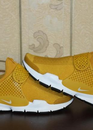 Кроссовки nike sock dart