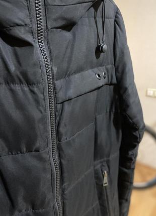 Куртка женская черная длинная осенняя с капюшоном4 фото