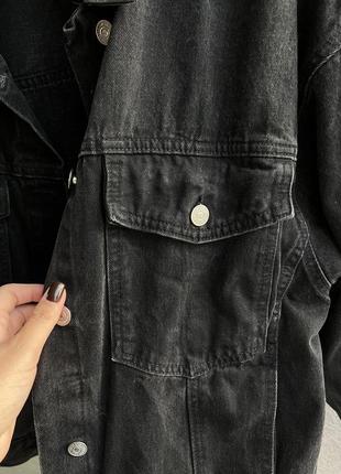 Обʼємна джинсова куртка mango6 фото