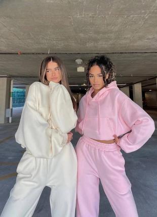 Очень стильный и комфортный женский спортивный прогулочный костюм на каждый день на флисе, теплый: джоггеры + худи с капюшоном