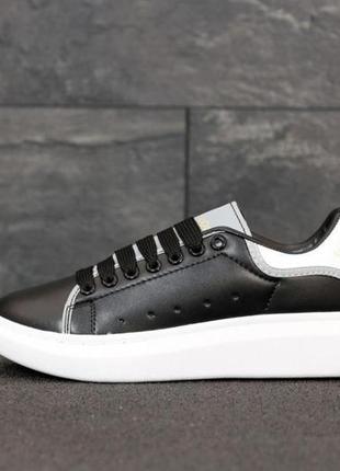 Женские кроссовки   alexander mcqueen low black white reflective александр маквин