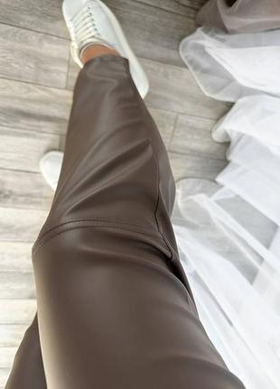 Женские брюки, штаны экокожа матовая на флисе, 42-52 р.6 фото