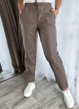 Женские брюки, штаны экокожа матовая на флисе, 42-52 р.7 фото