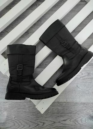 Наши сапожки кларкс р.35, стелька 23,3