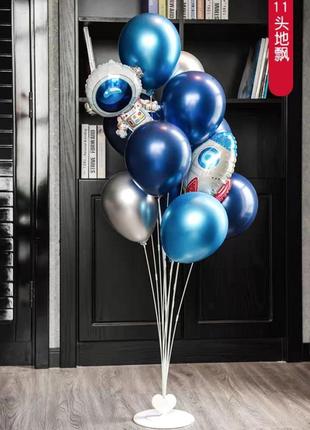 Космические шарики на стойке для воздушных шариков