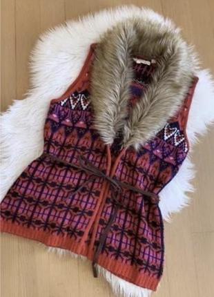Жилетка з хутром  h&m
