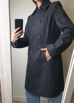 Базовое плотное шерстяное двубортное пальто5 фото
