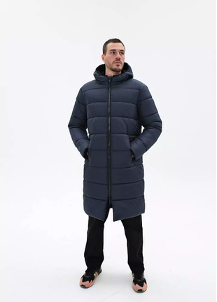 Чоловічий зимовий пуховик