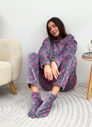 Женская махровая пижама с носками4 фото