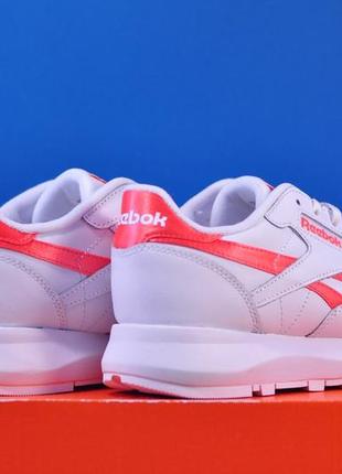 Reebok  classic leather sp3 фото