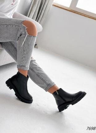 Распродажа натуральные кожаные зимние черные ботинки внутри набивная шерсть3 фото