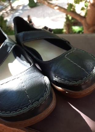 Макасіни clarks