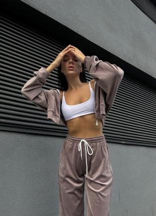 Женский костюм черный велюр8 фото