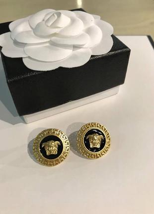 Брендовые серьги в позолоте
