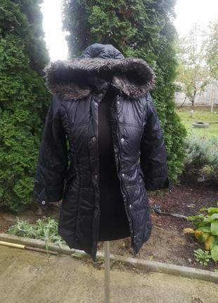 Удлиненная куртка пальто на девочку около 8-10 лет
