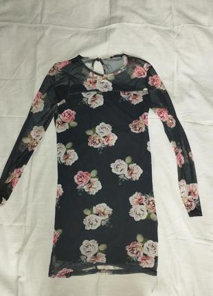 Платье с сеточкой