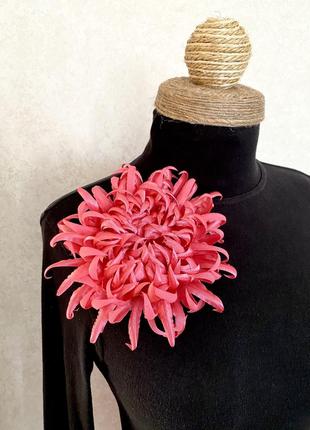 Брошка айстра корал на замовлення